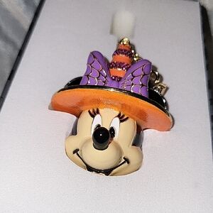 Minnie Mouse Halloween Witch Hay Bag Charm Keychain BNIB HA Rt Tm